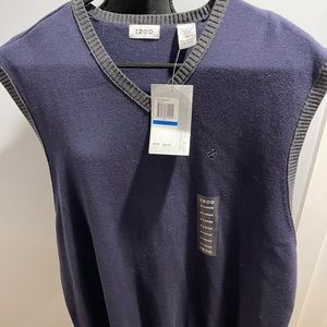 IZOD men’s sweater vest blue with a gray lining
